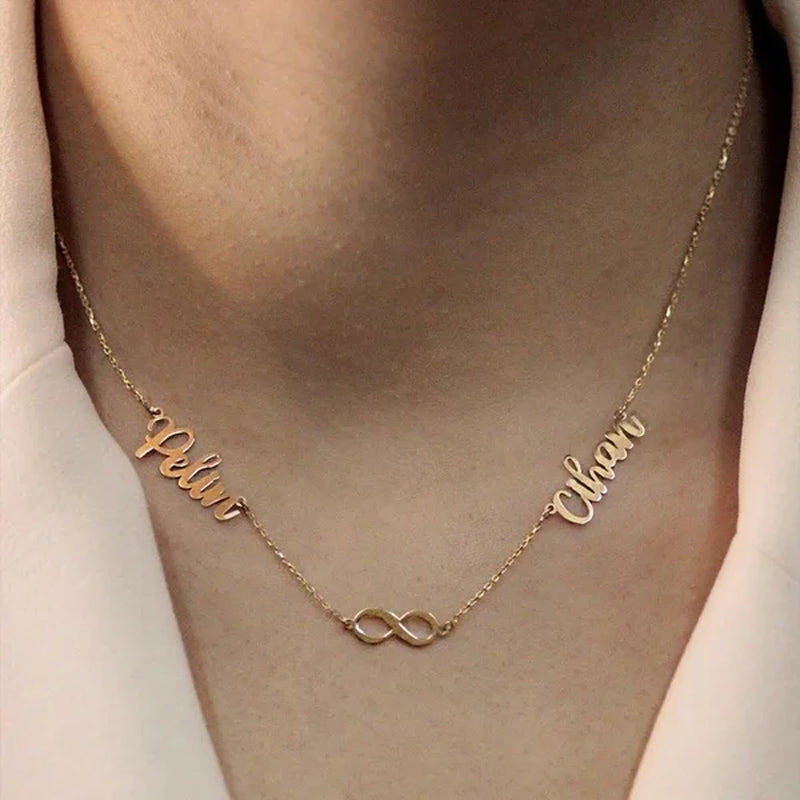 Collier personnalisé avec nom et coeur efféminé